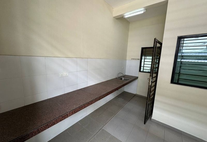 Laman Delfina @ Nilai Impian