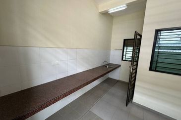 Laman Delfina @ Nilai Impian