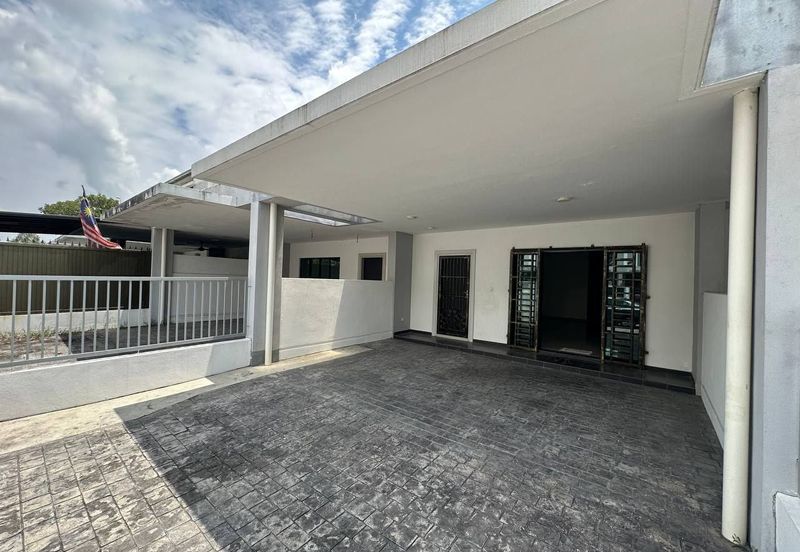 Laman Delfina @ Nilai Impian