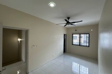 Laman Delfina @ Nilai Impian