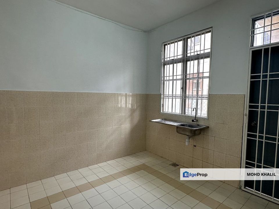 Taman Desa Kolej, Bandar Baru Nilai | Double Storey Terrace | NEAR UNIVERSITIES & SHOPPING MALLS 🎓🕌🛍️, Negeri Sembilan, Nilai