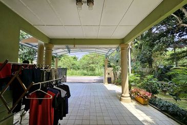 Kampung Sungai Ramal Luar