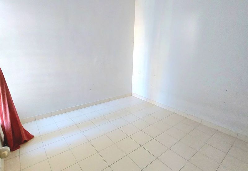 Laman Kenanga @ Nilai Impian