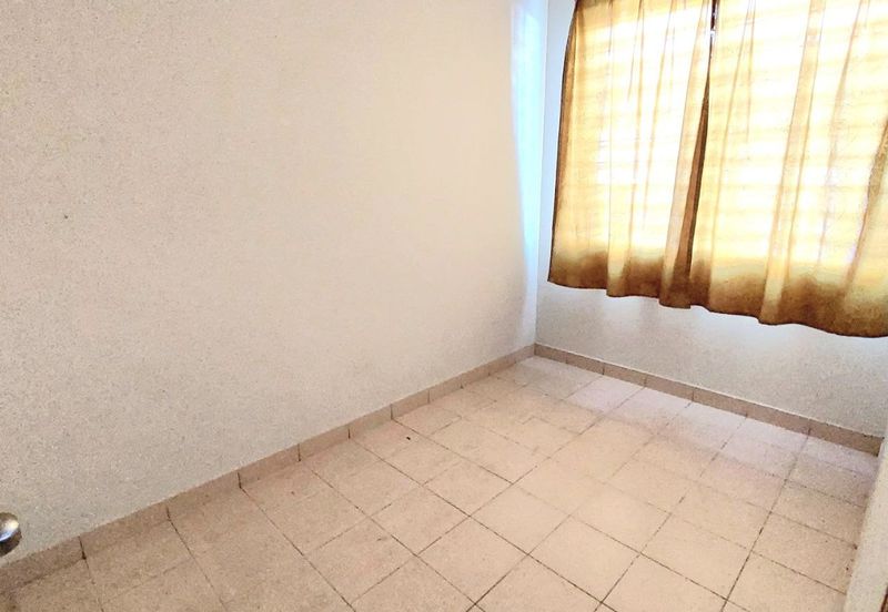 Laman Kenanga @ Nilai Impian