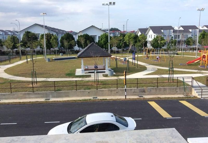 Laman Kenanga @ Nilai Impian