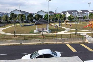 Laman Kenanga @ Nilai Impian