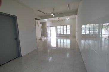 Laman Kenanga @ Nilai Impian