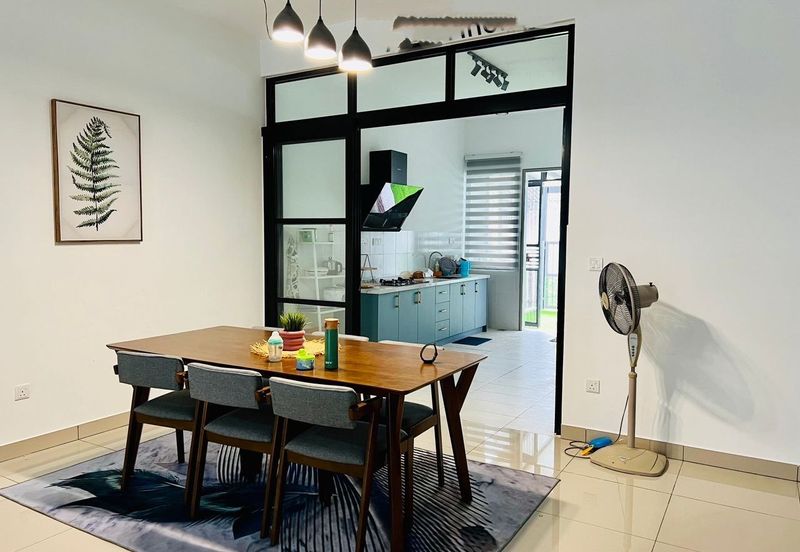 Laman Anggerik, Nilai Impian