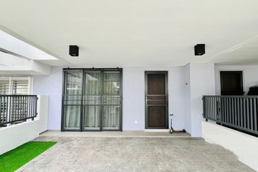 Laman Anggerik, Nilai Impian