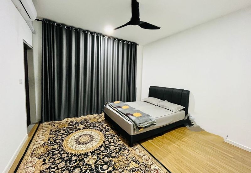 Laman Anggerik, Nilai Impian