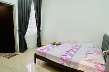 Laman Anggerik, Nilai Impian