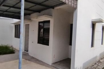 NILAI IMPIAN (LAMAN AKASIA)