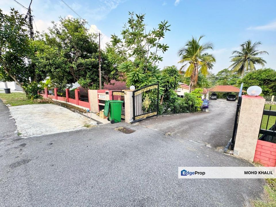 Seksyen 2, Bandar Baru Bangi | Single Storey Bungalow | HUGE LAND 🌳 ORCHARD FRUITS 🍃 SOLAR SYSTEM ⚡, Selangor, Bangi