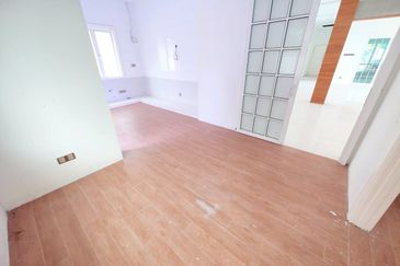 Putra Hill Residency