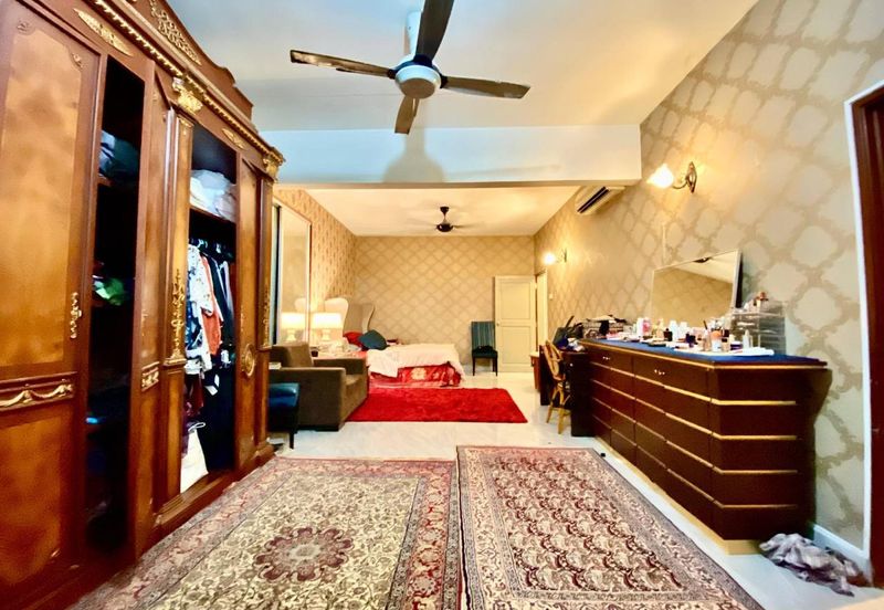 Kampung Datuk Keramat