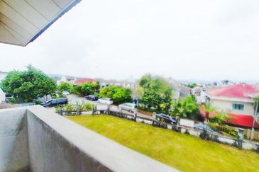 Jalan Suasana @ Tun Hussein Onn