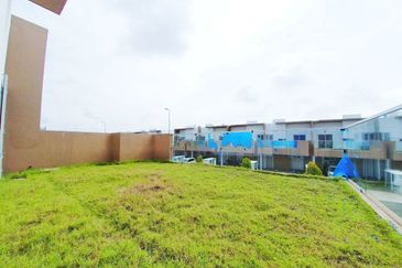 Casa Bluebell @ Cybersouth