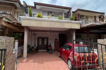 EMERALD PARK (SEREMBAN 2)