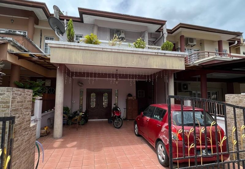 EMERALD PARK (SEREMBAN 2)