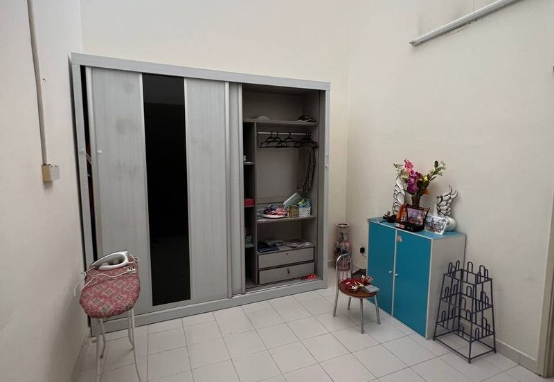 EMERALD PARK (SEREMBAN 2)