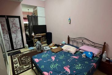 EMERALD PARK (SEREMBAN 2)