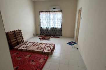 EMERALD PARK (SEREMBAN 2)