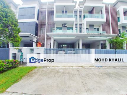 Bandar Nusaputra, Puchong  3-Storey Reflexion Pool Villa  FACING OPEN & ROOFTOP POOL 🏊‍♂️✨, Selangor, Puchong South