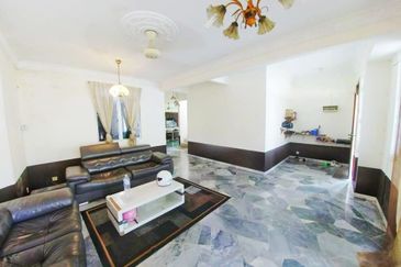 Taman Tasik Semenyih (Lake Residence)