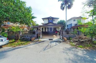 Taman Tasik Semenyih (Lake Residence)