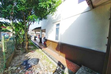 Taman Tasik Semenyih (Lake Residence)