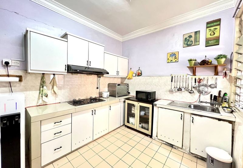 Persiaran Puncak Jalil 