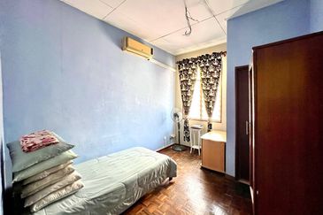 Persiaran Puncak Jalil 