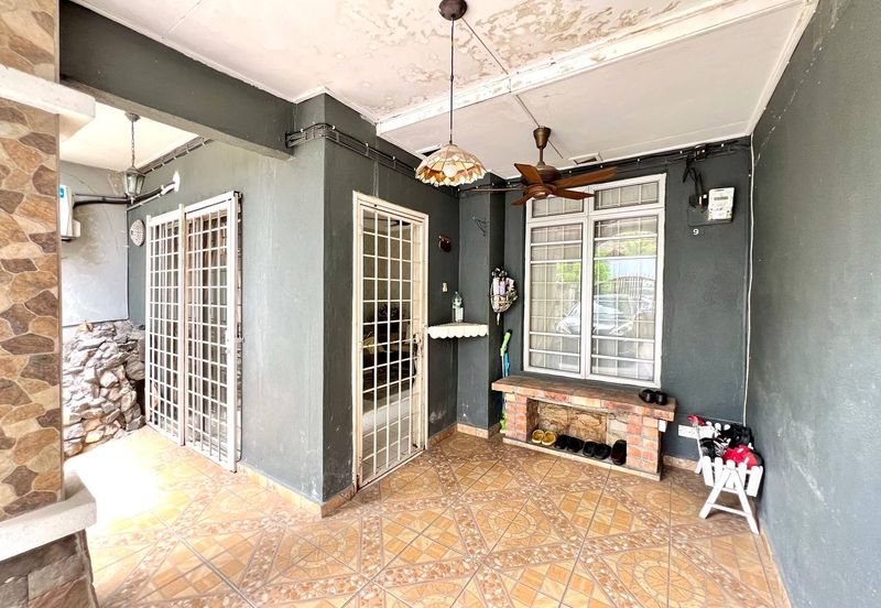 Persiaran Puncak Jalil 