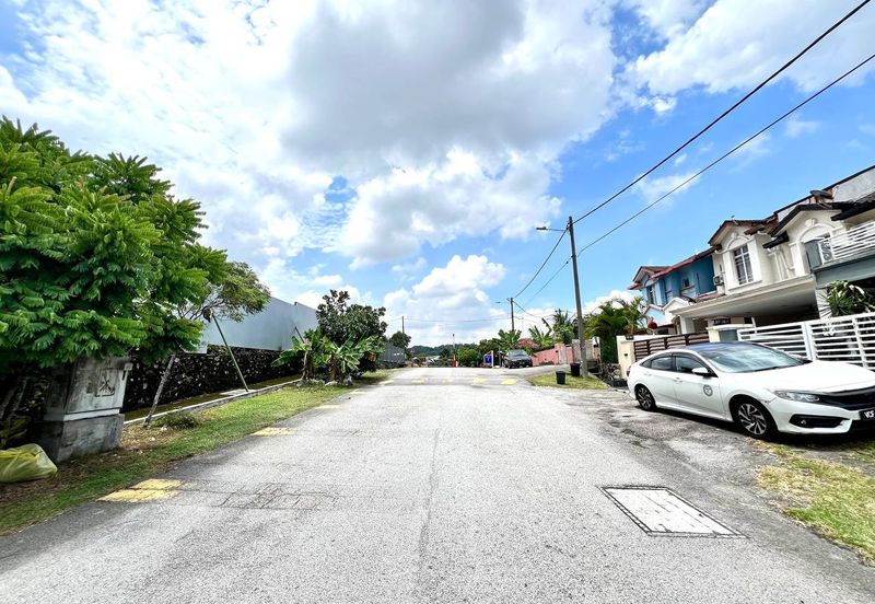 Persiaran Puncak Jalil 