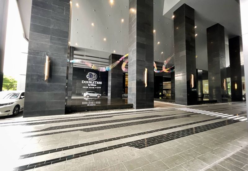 Twenty 8 @ i-City Finance Avenue