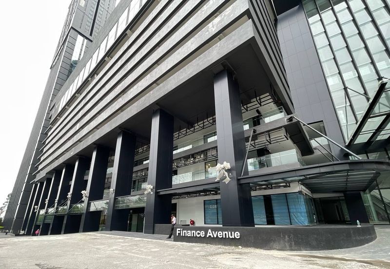 8 Premier @ i-City Finance Avenue