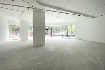 8 Premier @ i-City Finance Avenue