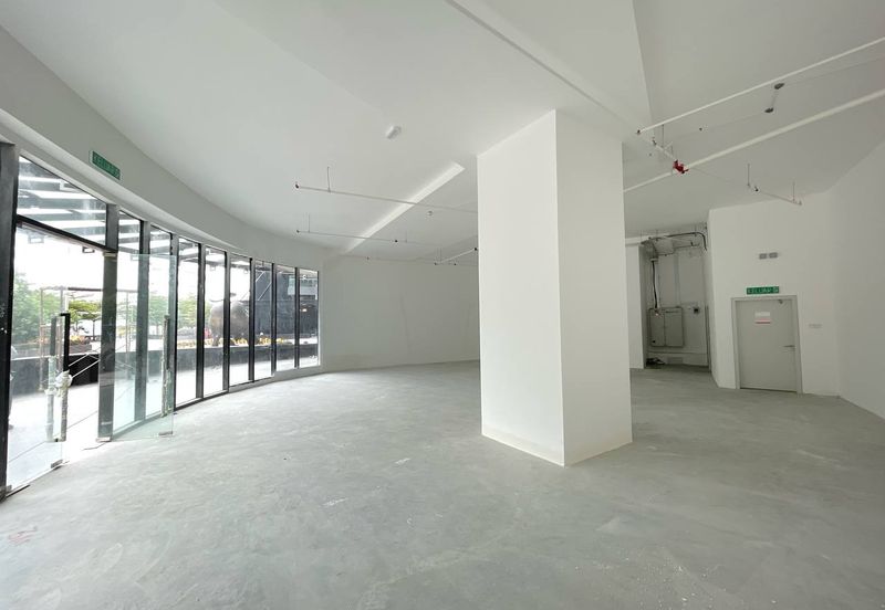 8 Premier @ i-City Finance Avenue