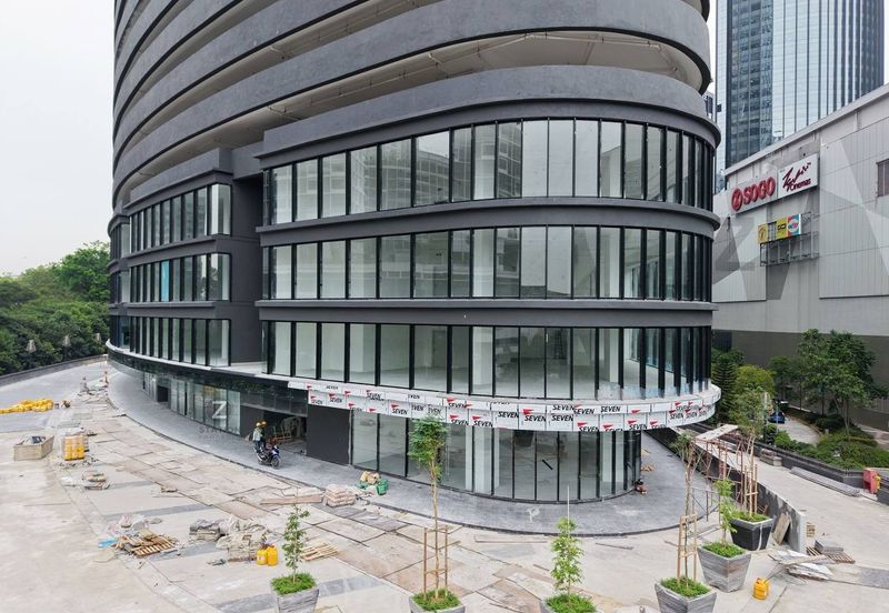 8 Premier @ i-City Finance Avenue