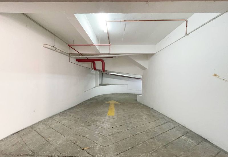 Taipan Business Centre, USJ 10