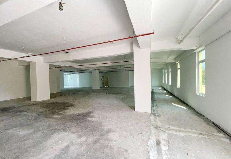 Taipan Business Centre, USJ 10