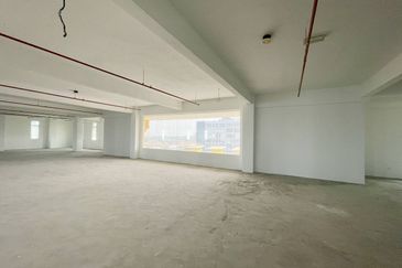 Taipan Business Centre, USJ 10