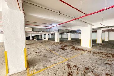 Taipan Business Centre, USJ 10