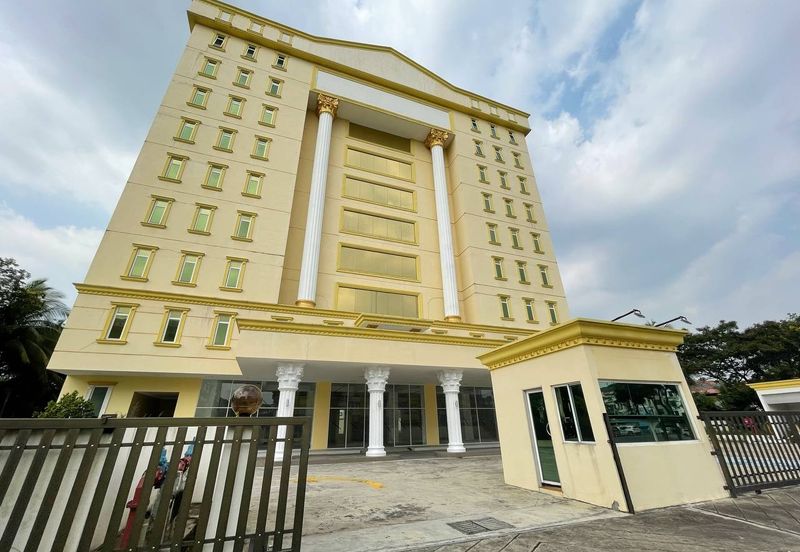 Taipan Business Centre, USJ 10