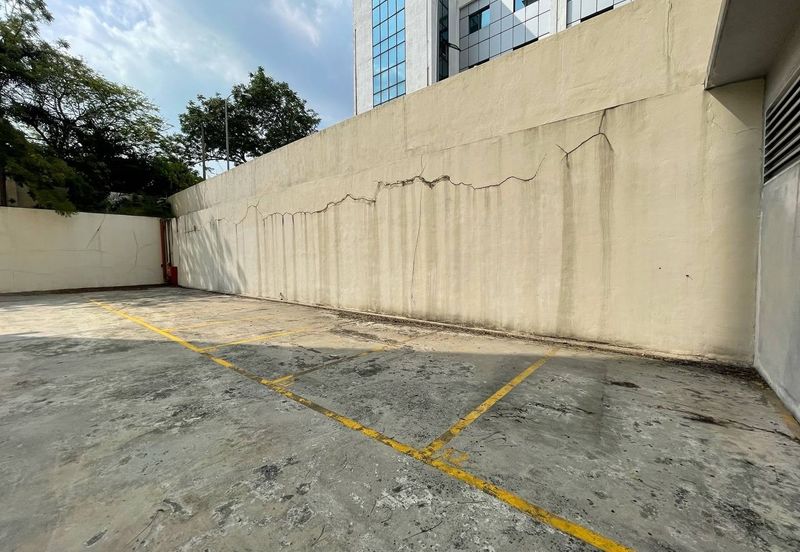 Taipan Business Centre, USJ 10