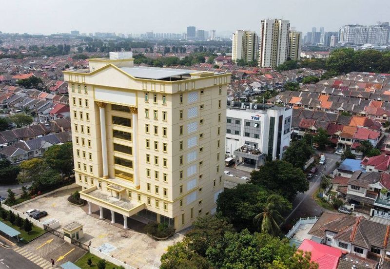 Taipan Business Centre, USJ 10
