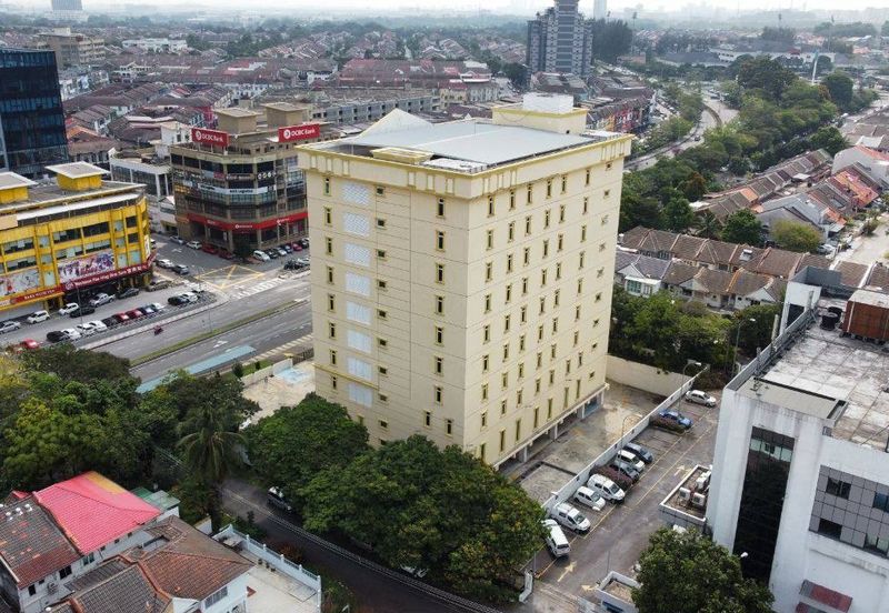 Taipan Business Centre, USJ 10