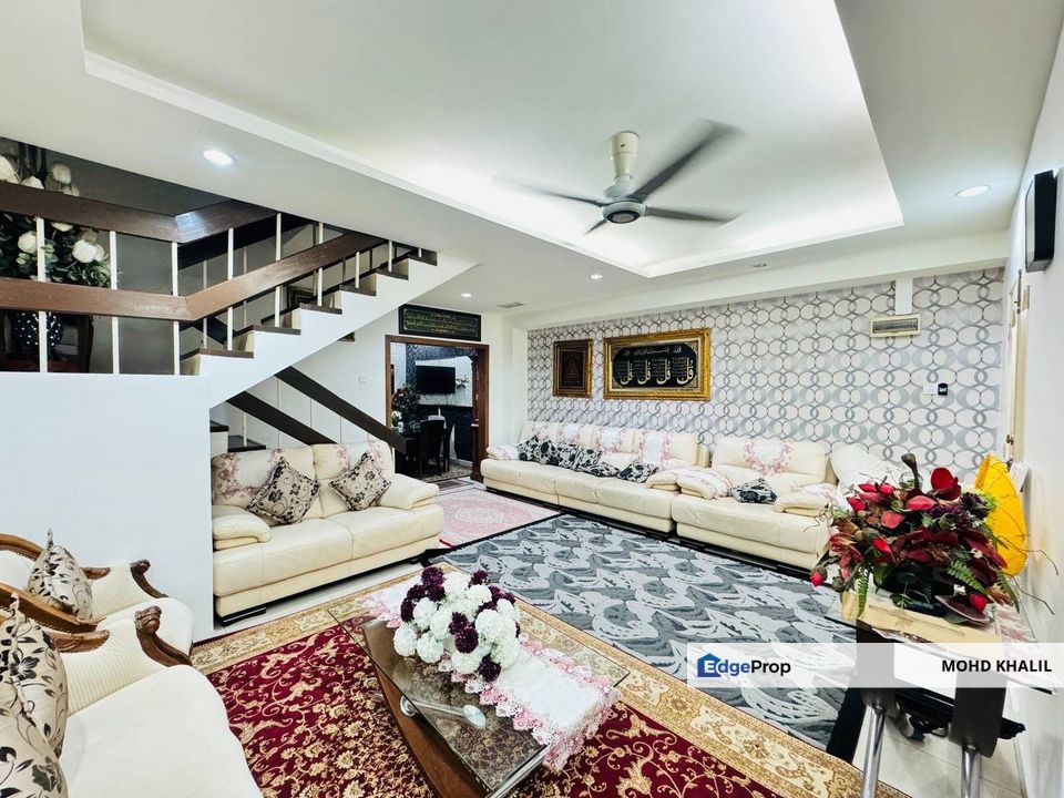 TAMAN SERI GOMBAK BATU CAVES 🏡 Renovated & Extended Double Storey Terrace Fasa 7 ✨, Selangor, Batu Caves 