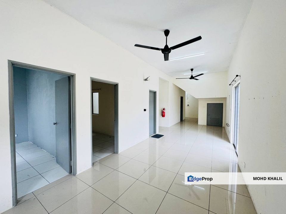 SIMFONI PERDANA PUNCAK ALAM 🌟 End Lot Ground Floor Townhouse w 2 Carparks 🚗✨, Selangor, Bandar Puncak Alam