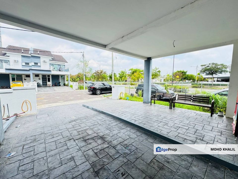 SIMFONI PERDANA PUNCAK ALAM 🌟 End Lot Ground Floor Townhouse w 2 Carparks 🚗✨, Selangor, Bandar Puncak Alam